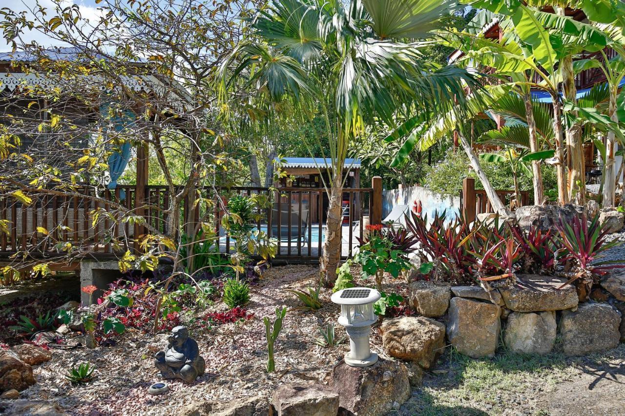 Bungalow La Tortue Bleue Bouillante Exterior photo